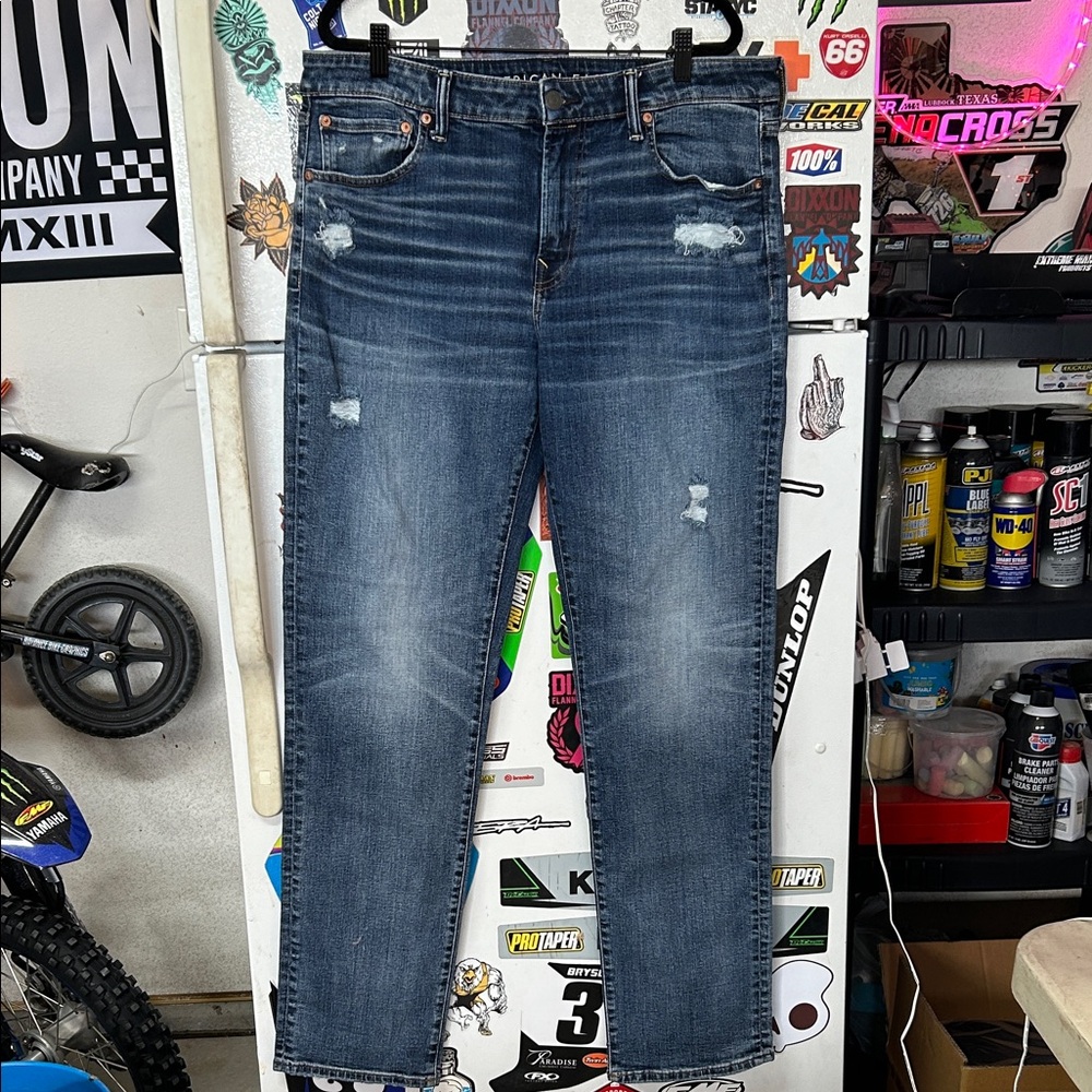 American Eagle Airflex Distressed Blue Jeans | Men's 36x36